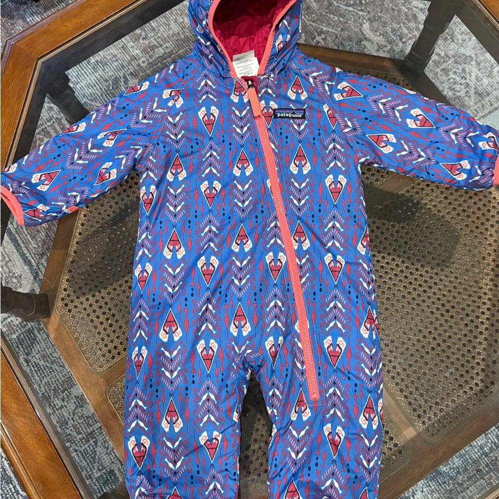 Patagonia Baby Reversible Puff-Ball Bunting